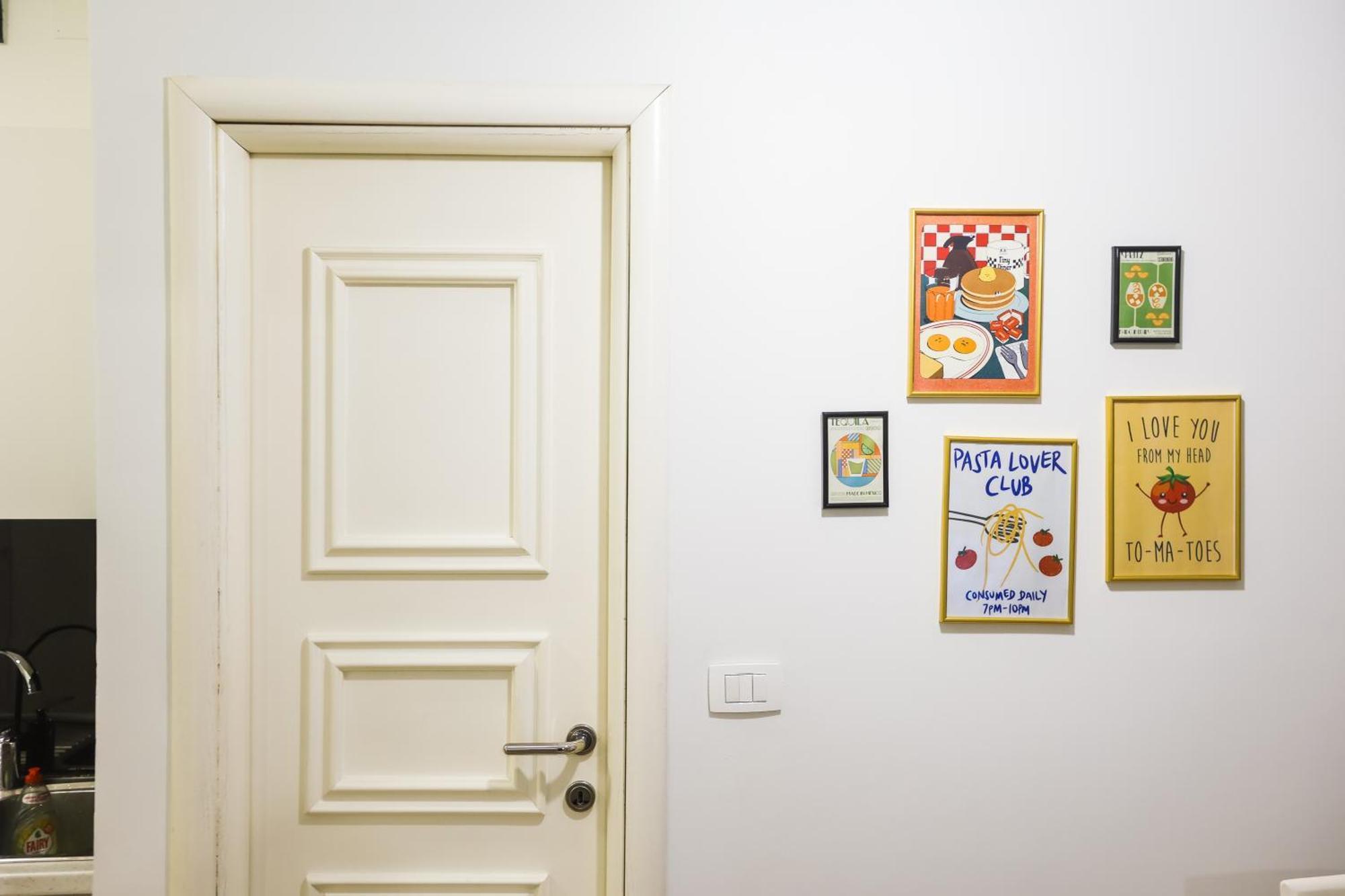 At Bazaar Central Apartment Tirana Bagian luar foto
